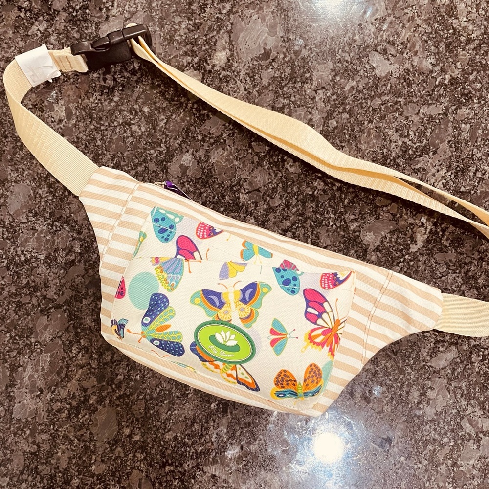 Lily Bloom butterfly Fanny pack new with tags